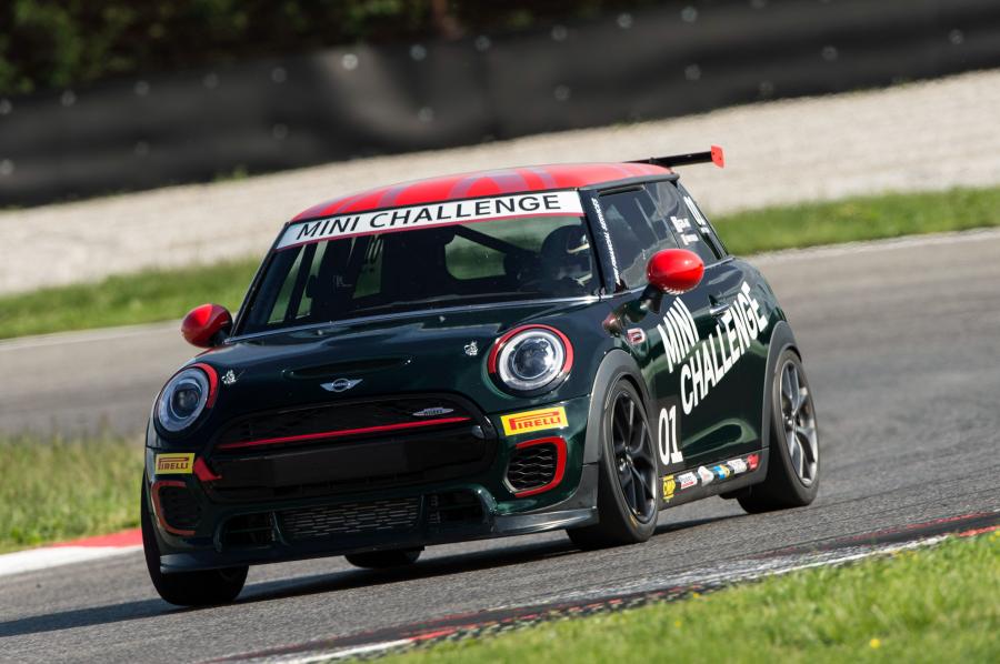  Mini Cooper S JCW Challenge 2016 года  (фото 29 из 60)